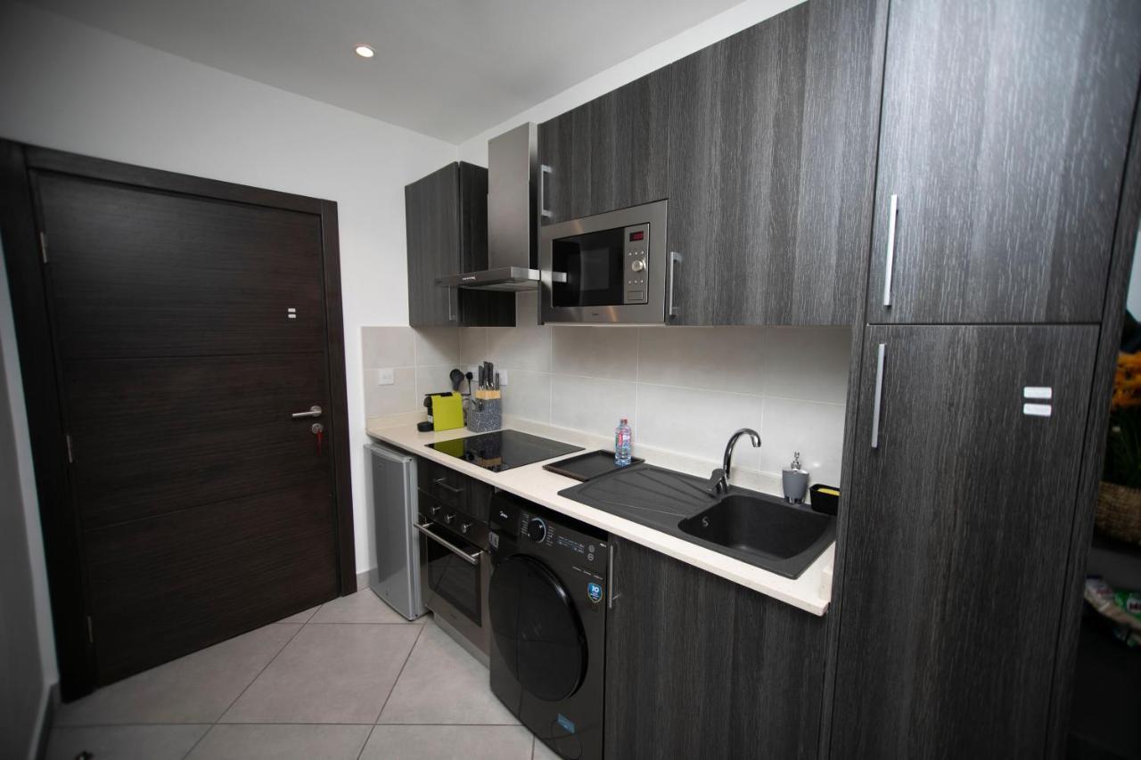 Accra Comfy Studio At Embassy Gardens Cantonments Extérieur photo